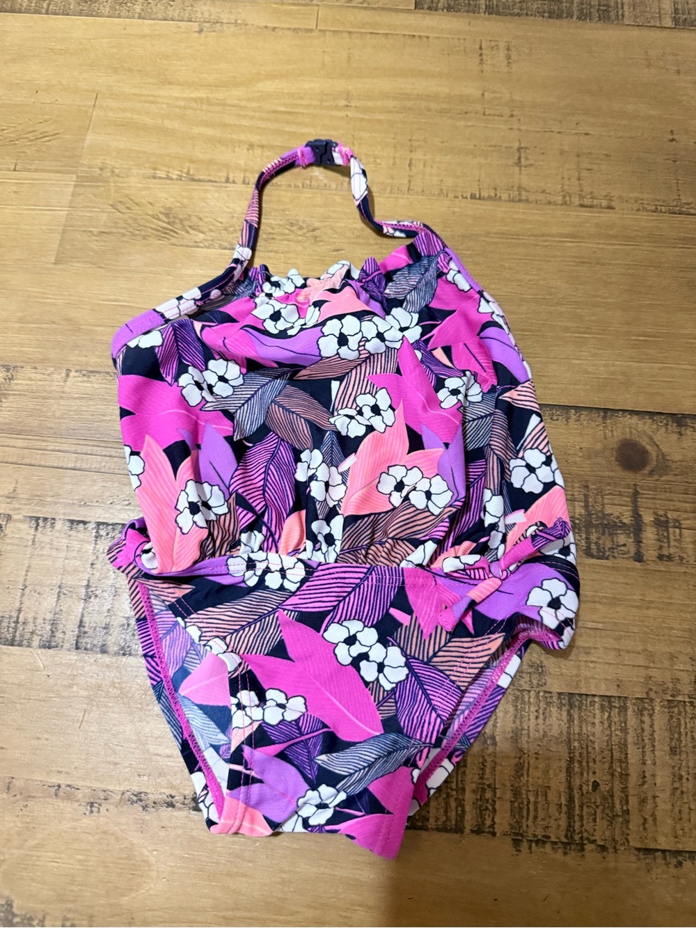 Old Navy baby girls one-piece swimsuit 12-18months